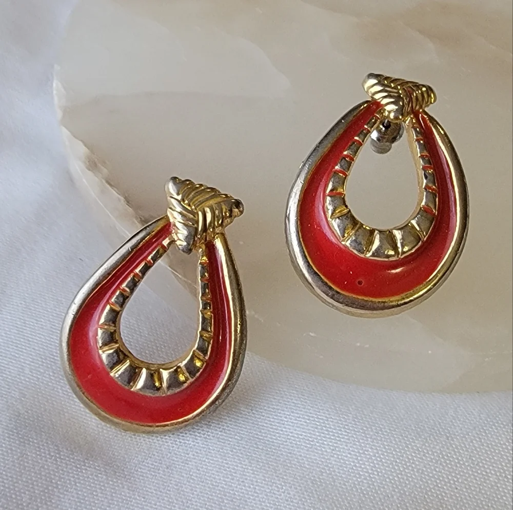 Vintage Gold and Red Enamel Drop Earrings 80s 90s Classic Fashion Jewelry